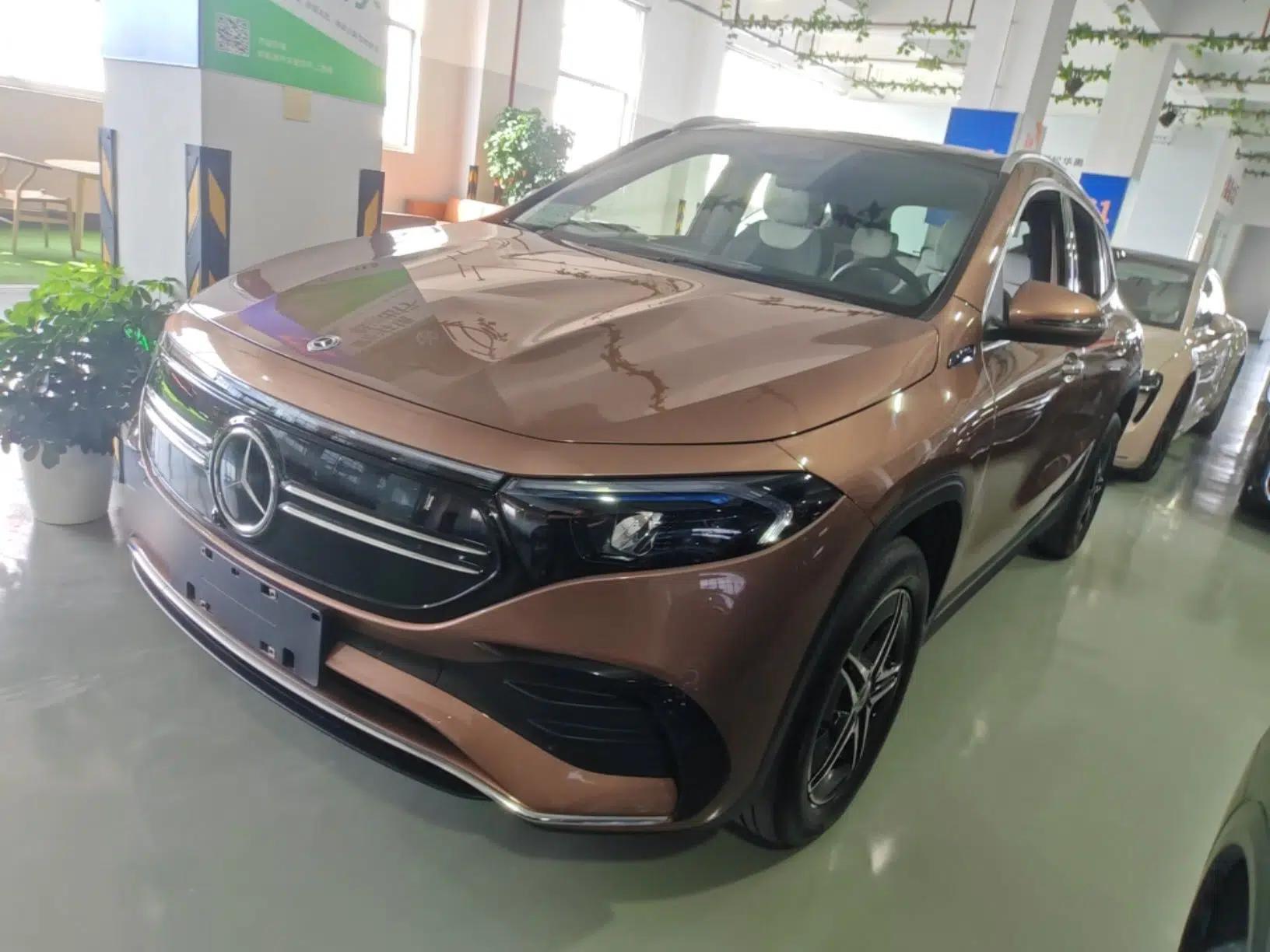 Mercedes-Benz EQA 2022 EQA 300 4MATIC Launch Edition — миниатюра 1