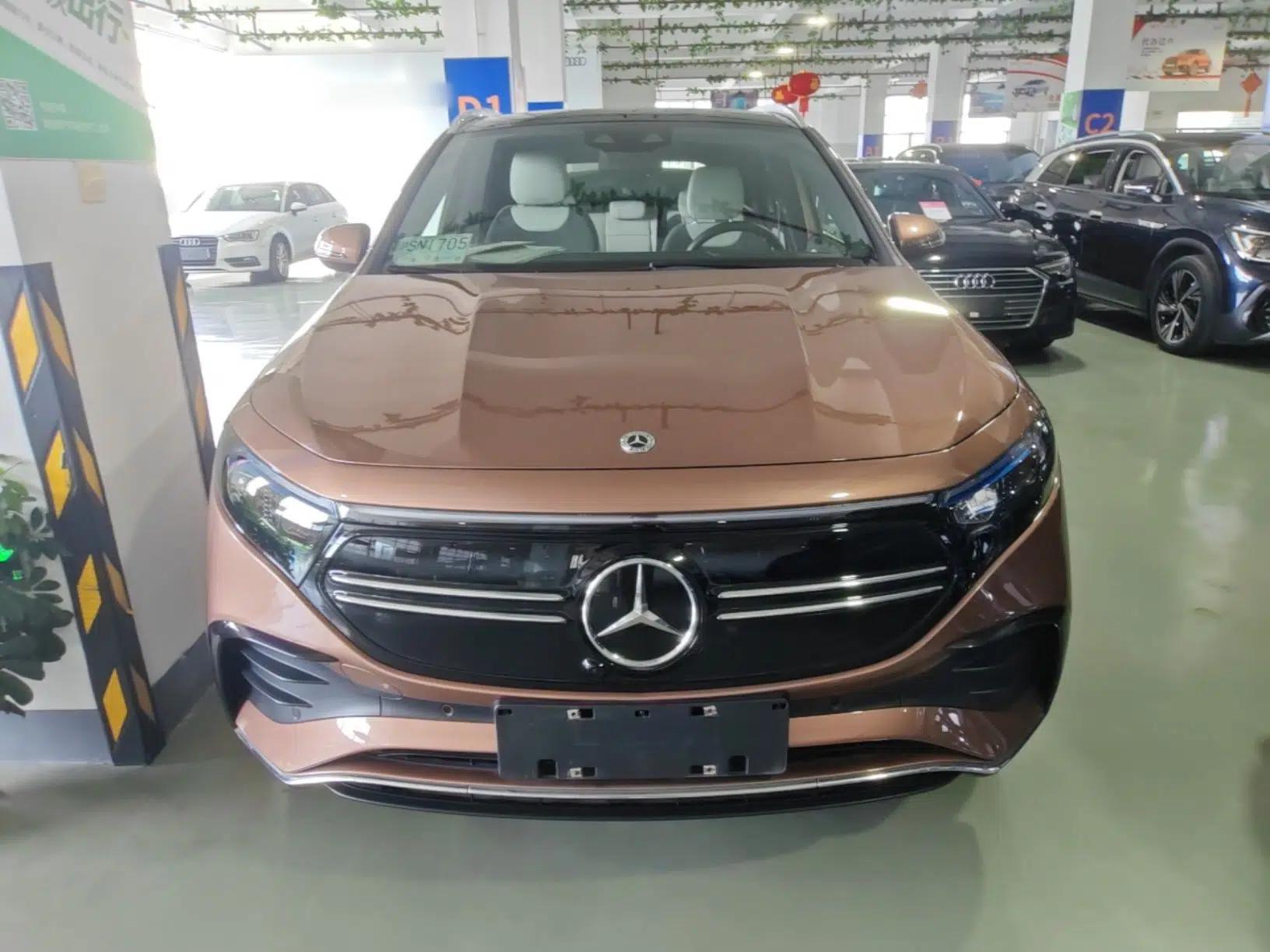 Mercedes-Benz EQA 2022 EQA 300 4MATIC Launch Edition — миниатюра 2