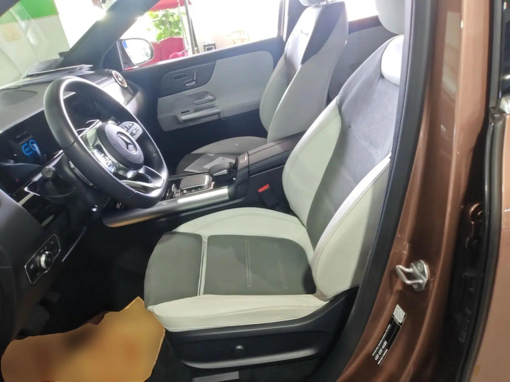 Mercedes-Benz EQA 2022 EQA 300 4MATIC Launch Edition — миниатюра 18