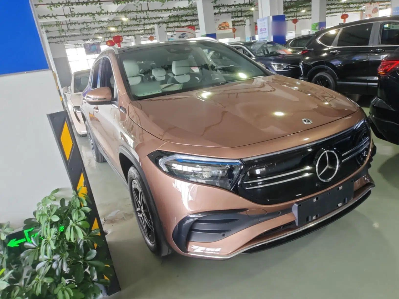Mercedes-Benz EQA 2022 EQA 300 4MATIC Launch Edition — миниатюра 3