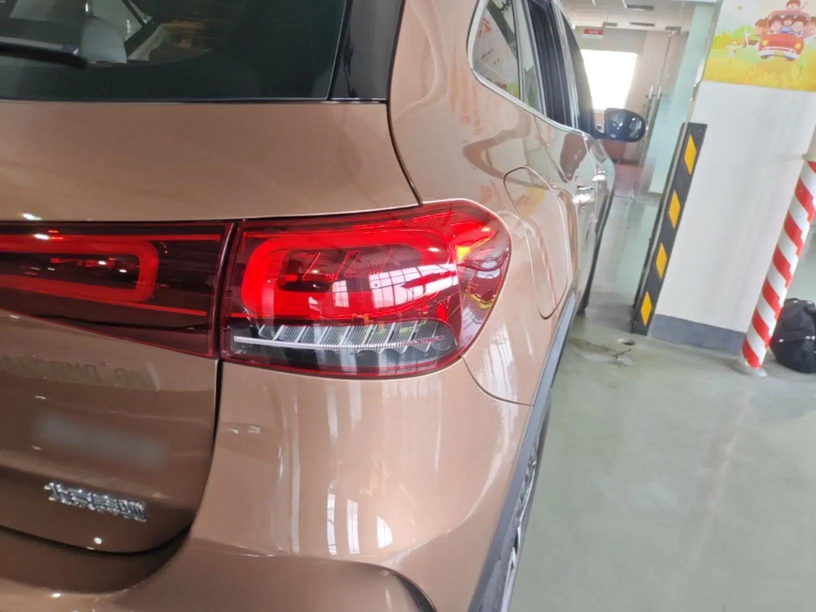 Mercedes-Benz EQA 2022 EQA 300 4MATIC Launch Edition — миниатюра 7