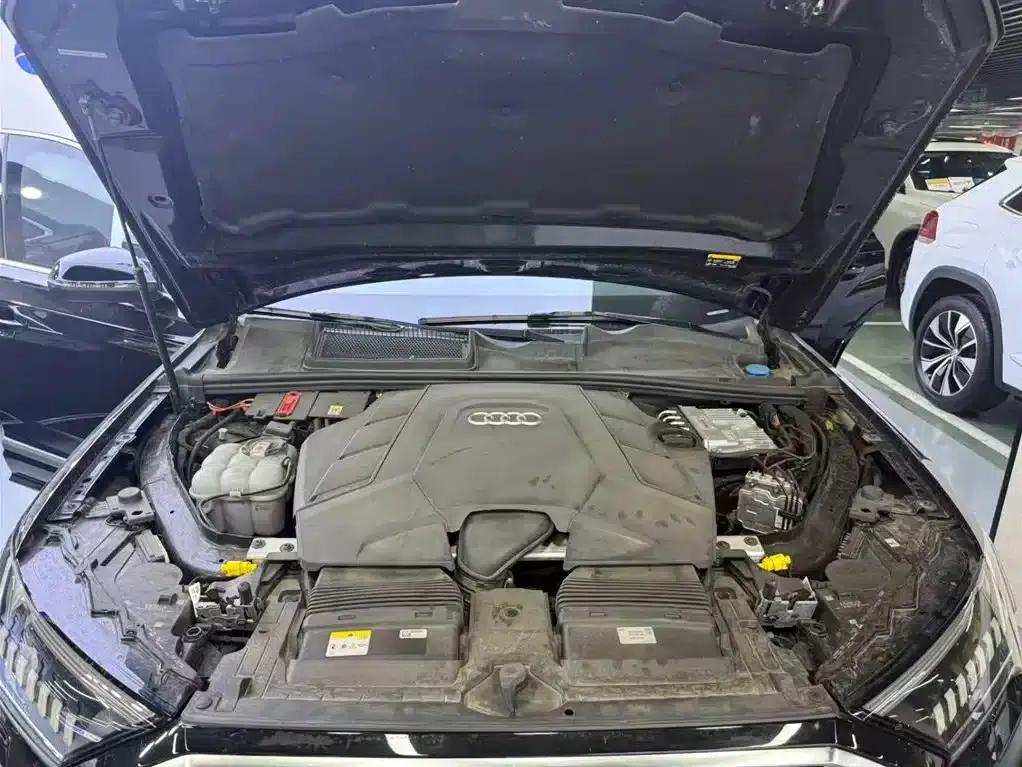 Audi Q7 2022 55 TFSI quattro S line Sport — миниатюра 10