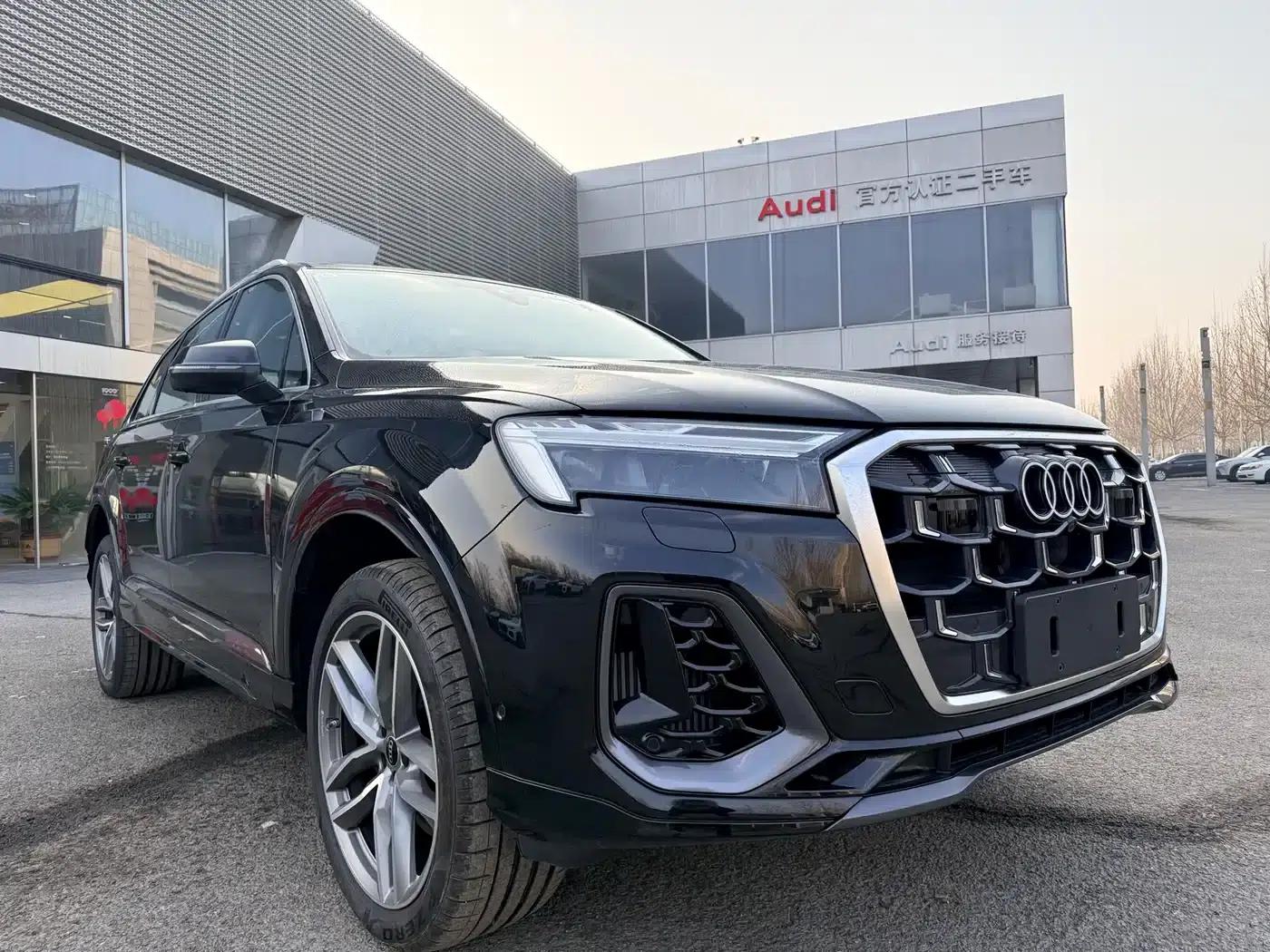 Audi Q7 2025 55 TFSI quattro S line Sport — миниатюра 2