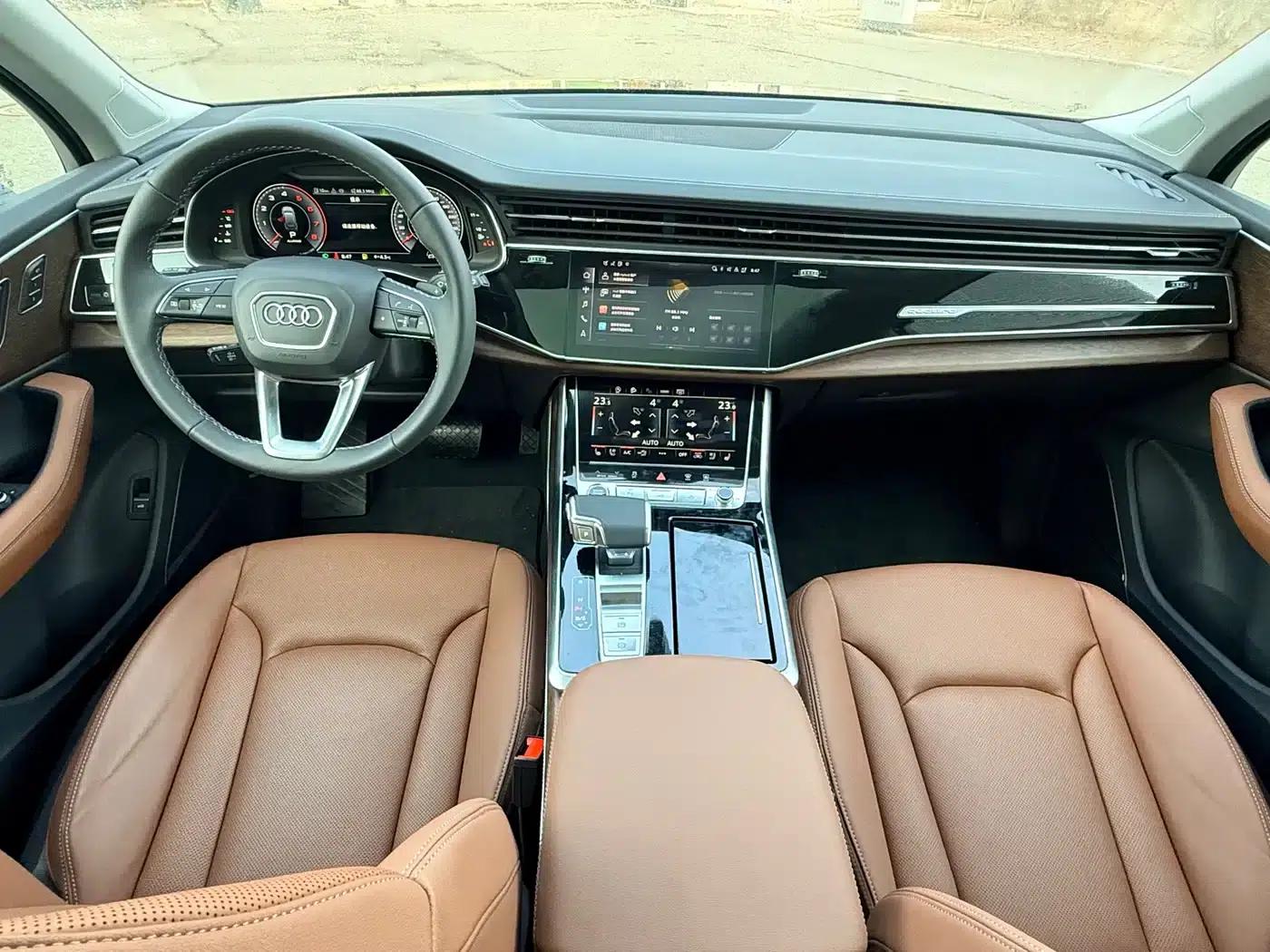 Audi Q7 2025 55 TFSI quattro S line Sport — миниатюра 4