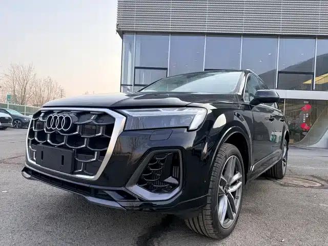 Audi Q7 2025 55 TFSI quattro S line Sport