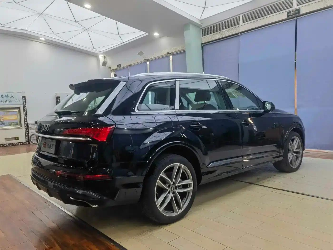 Audi Q7 2024 45 TFSI quattro S line Sport — миниатюра 15