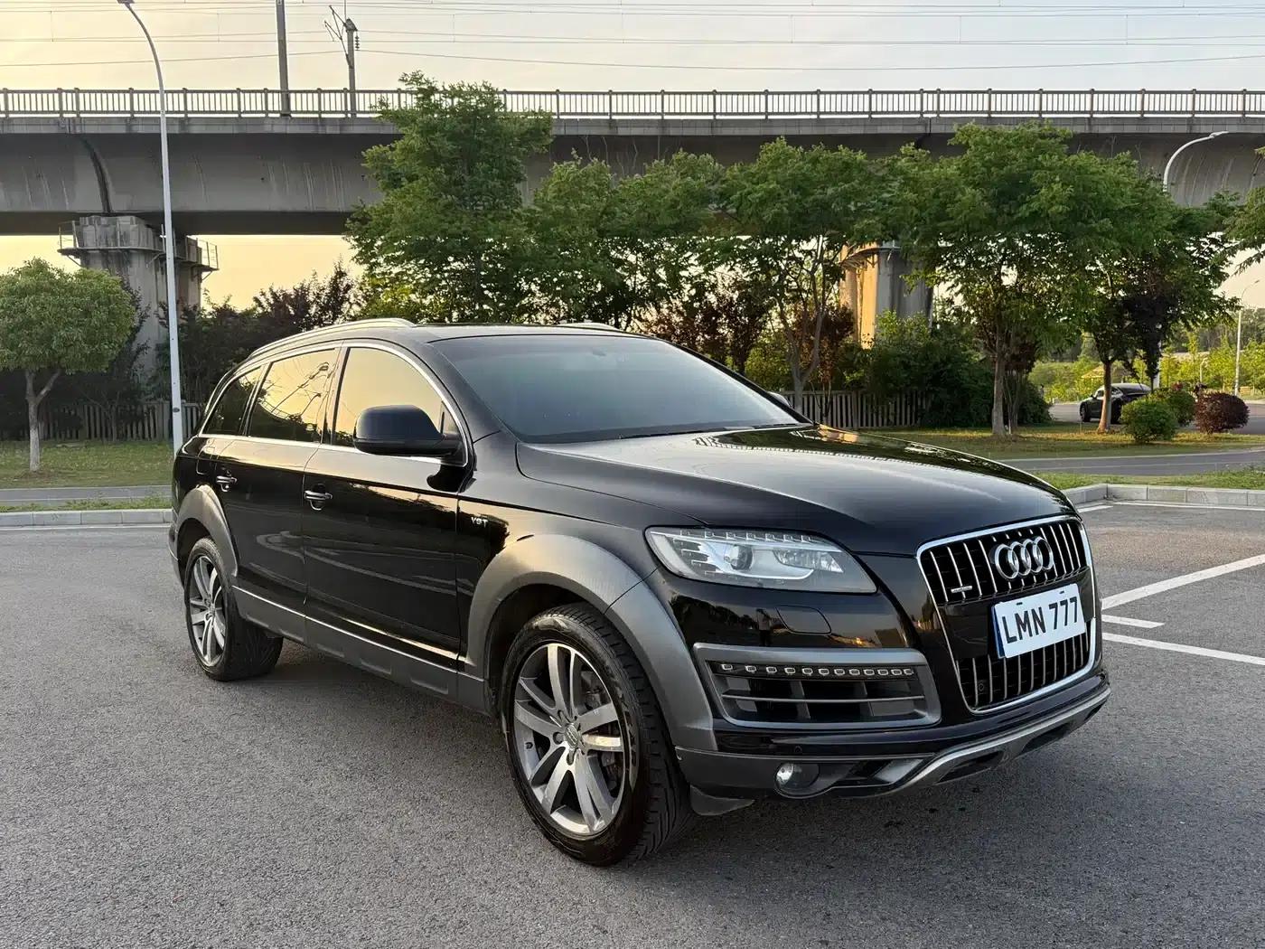 Audi Q7 2015 40 TFSI Classic Edition — миниатюра 3