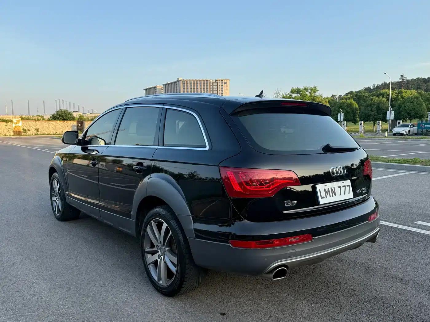 Audi Q7 2015 40 TFSI Classic Edition — миниатюра 6