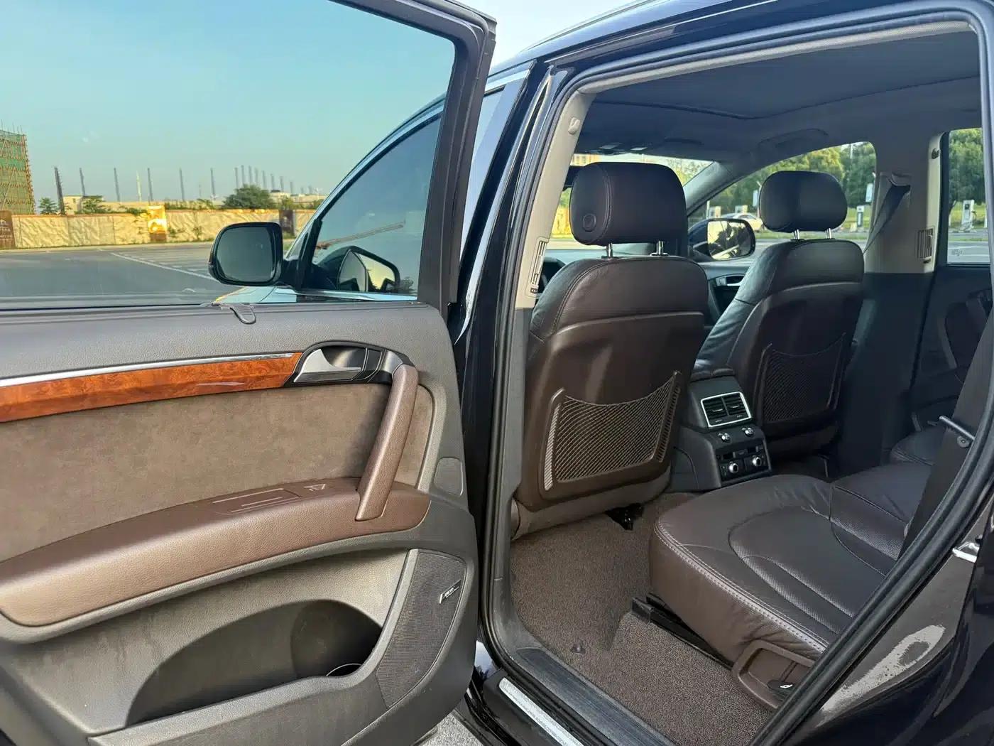 Audi Q7 2015 40 TFSI Classic Edition — миниатюра 8