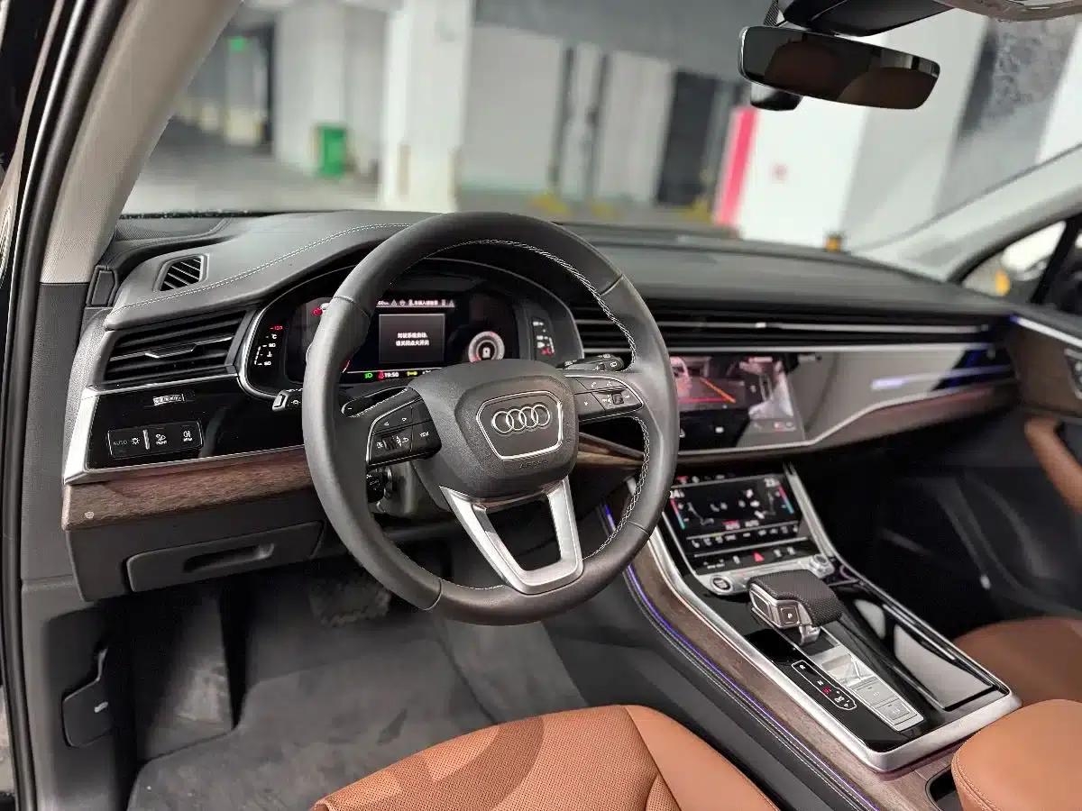 Audi Q7 2024 55 TFSI quattro S line Sport — миниатюра 4
