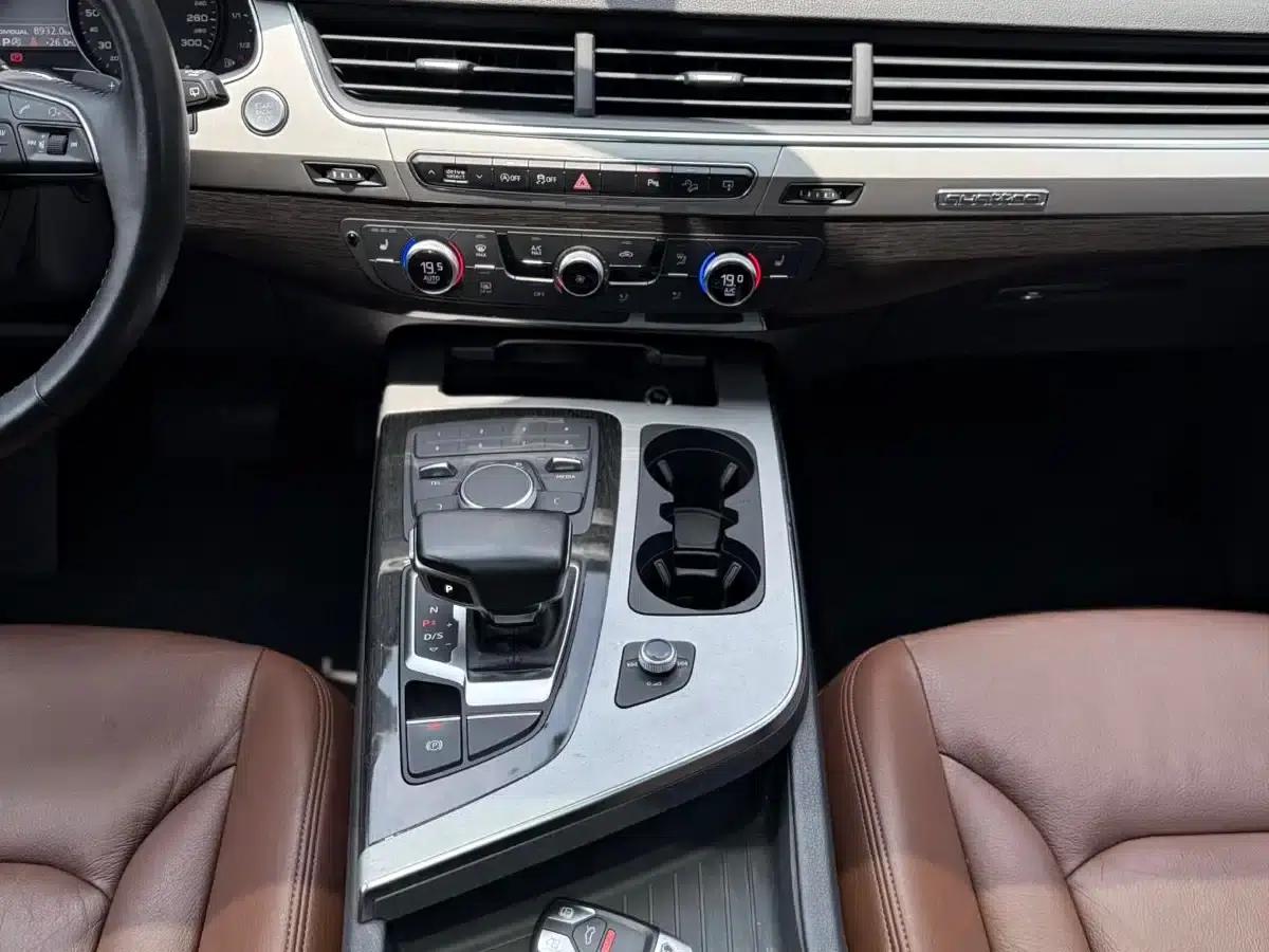 Audi Q7 2017 3.0T Parallel Import — миниатюра 12
