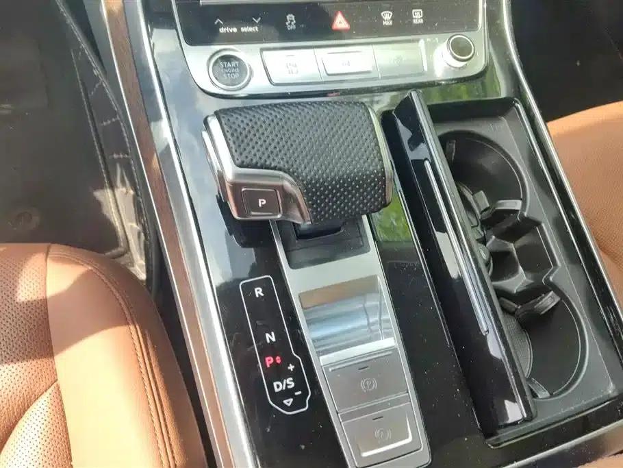 Audi Q7 2021 55 TFSI quattro S line Sport — миниатюра 16