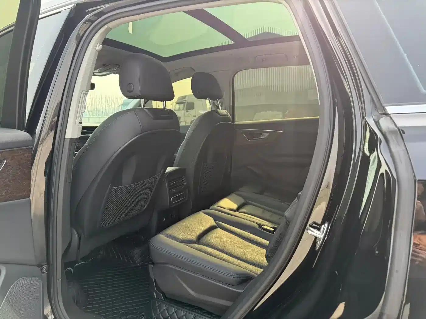 Audi Q7 2024 45 TFSI quattro S line Sport — миниатюра 5