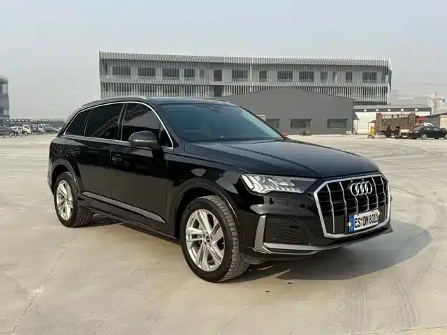 Audi Q7 2024 45 TFSI quattro S line Sport