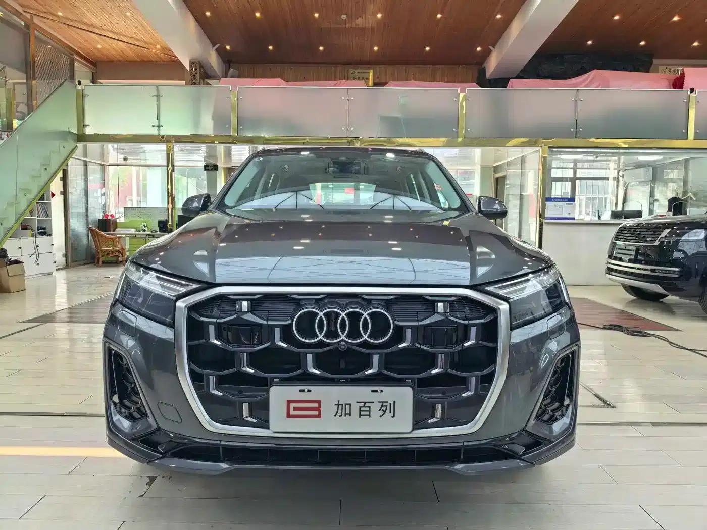 Audi Q7 2024 45 TFSI quattro S line Sport — миниатюра 2
