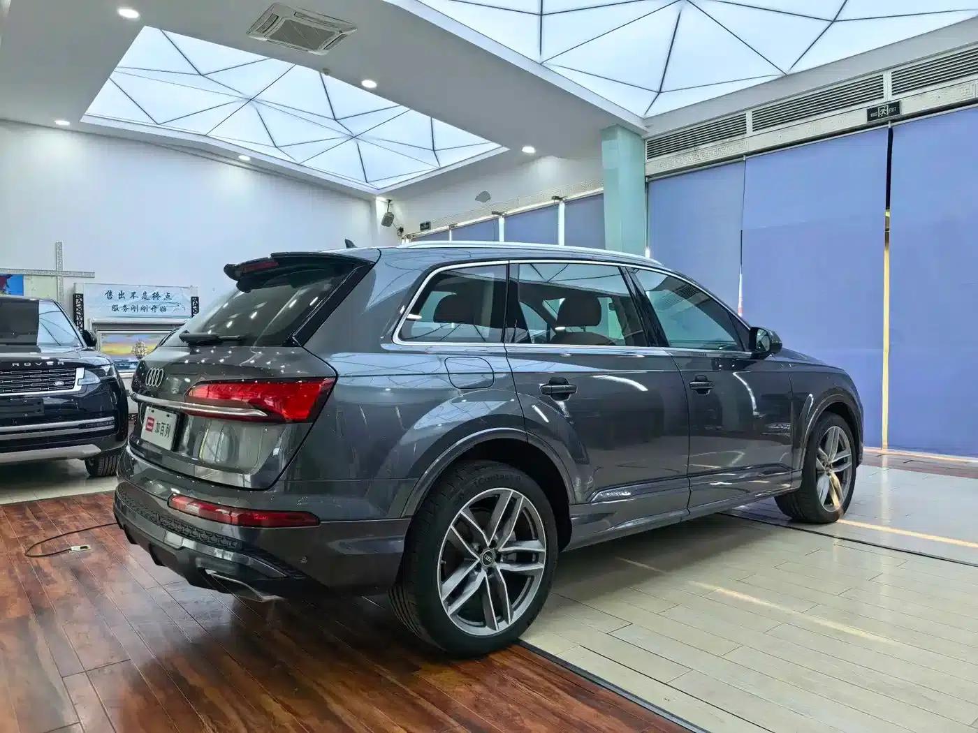 Audi Q7 2024 45 TFSI quattro S line Sport — миниатюра 15