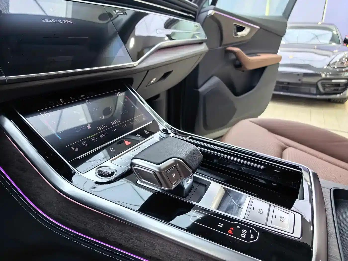 Audi Q7 2024 45 TFSI quattro S line Sport — миниатюра 6