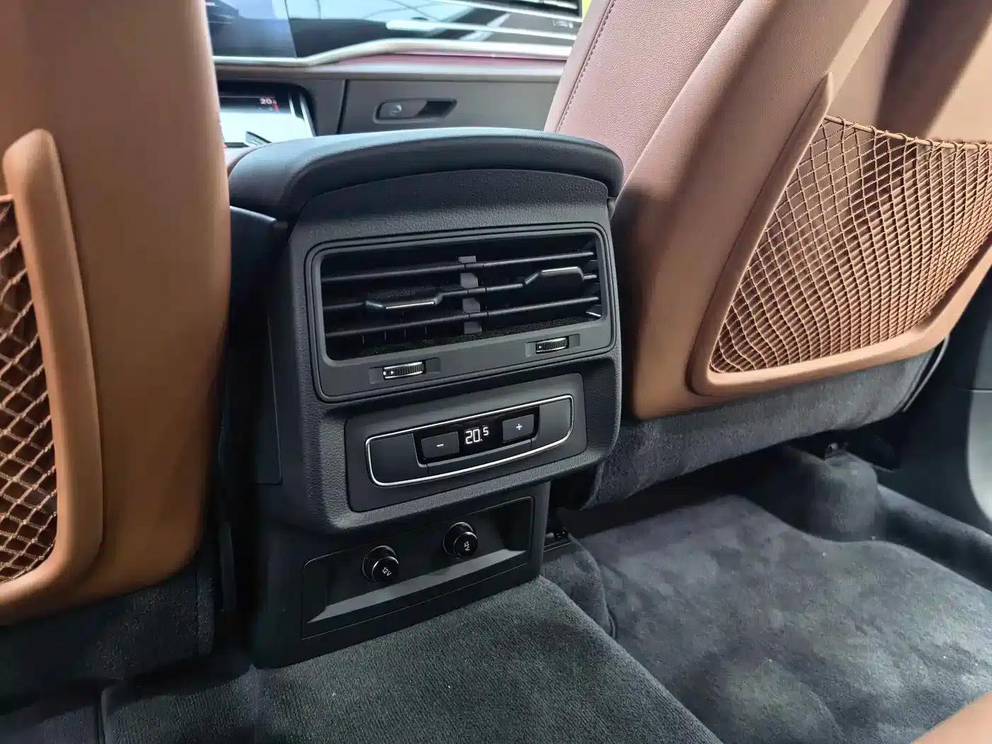 Audi Q7 2024 45 TFSI quattro S line Sport — миниатюра 7