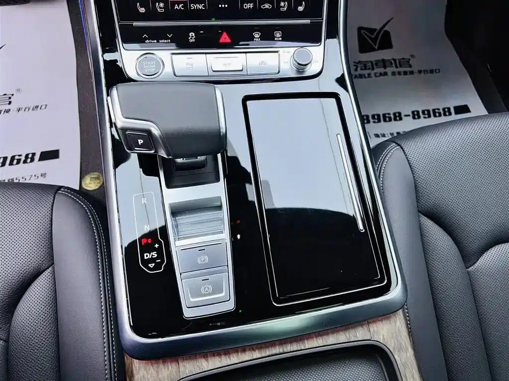 Audi Q7 2024 45 TFSI quattro S line Sport — миниатюра 14
