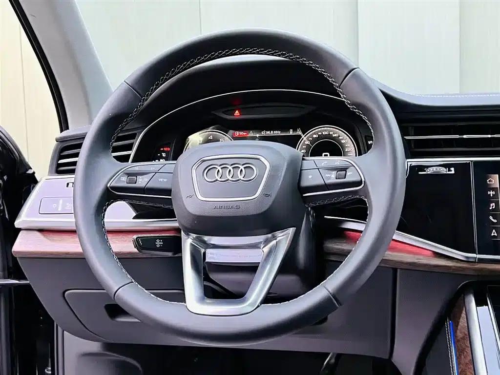 Audi Q7 2024 45 TFSI quattro S line Sport — миниатюра 10