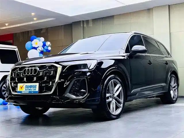 Audi Q7 2024 45 TFSI quattro S line Sport