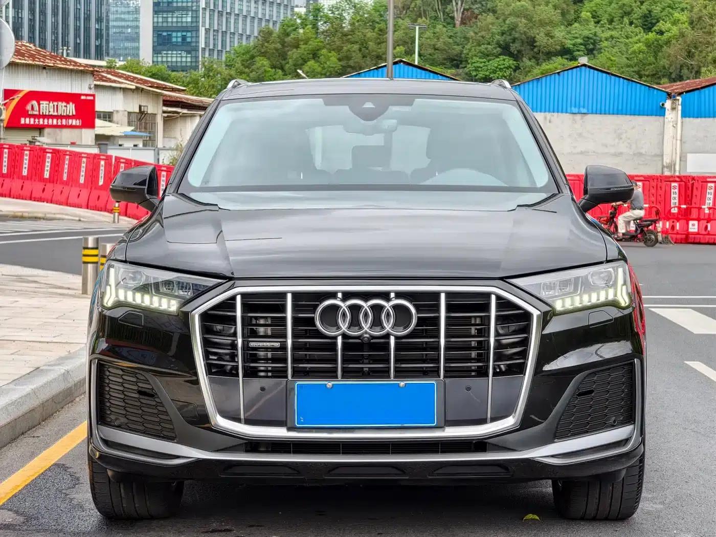 Audi Q7 2024 45 TFSI quattro S line Sport — миниатюра 2