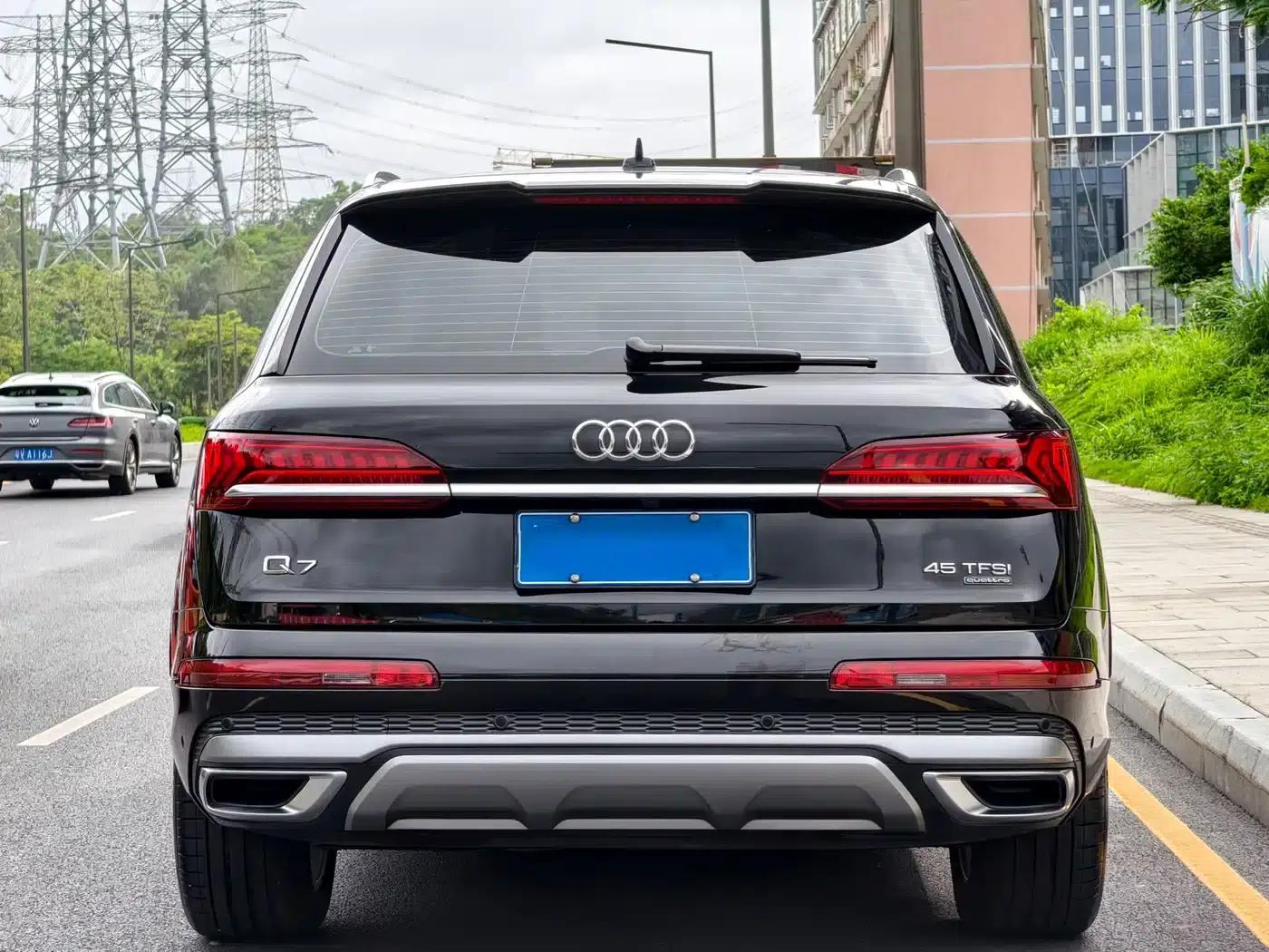 Audi Q7 2024 45 TFSI quattro S line Sport — миниатюра 5