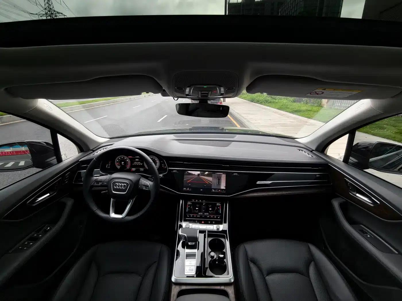 Audi Q7 2024 45 TFSI quattro S line Sport — миниатюра 10