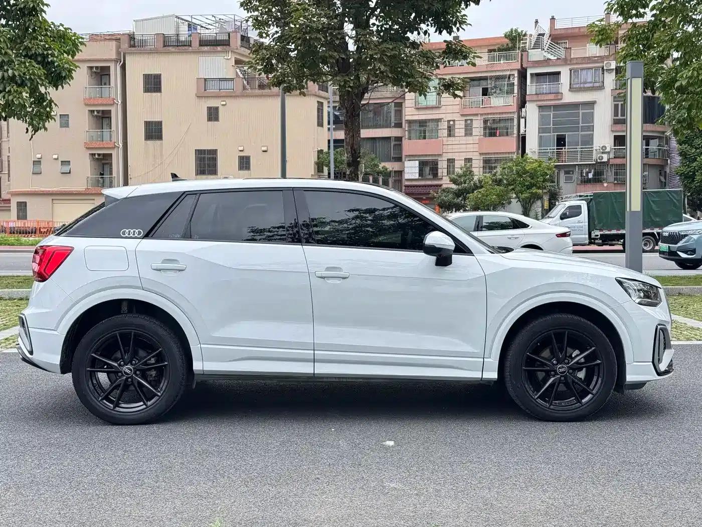 Audi Q2L 2022 35 TFSI Progressive Dynamic Edition — миниатюра 8