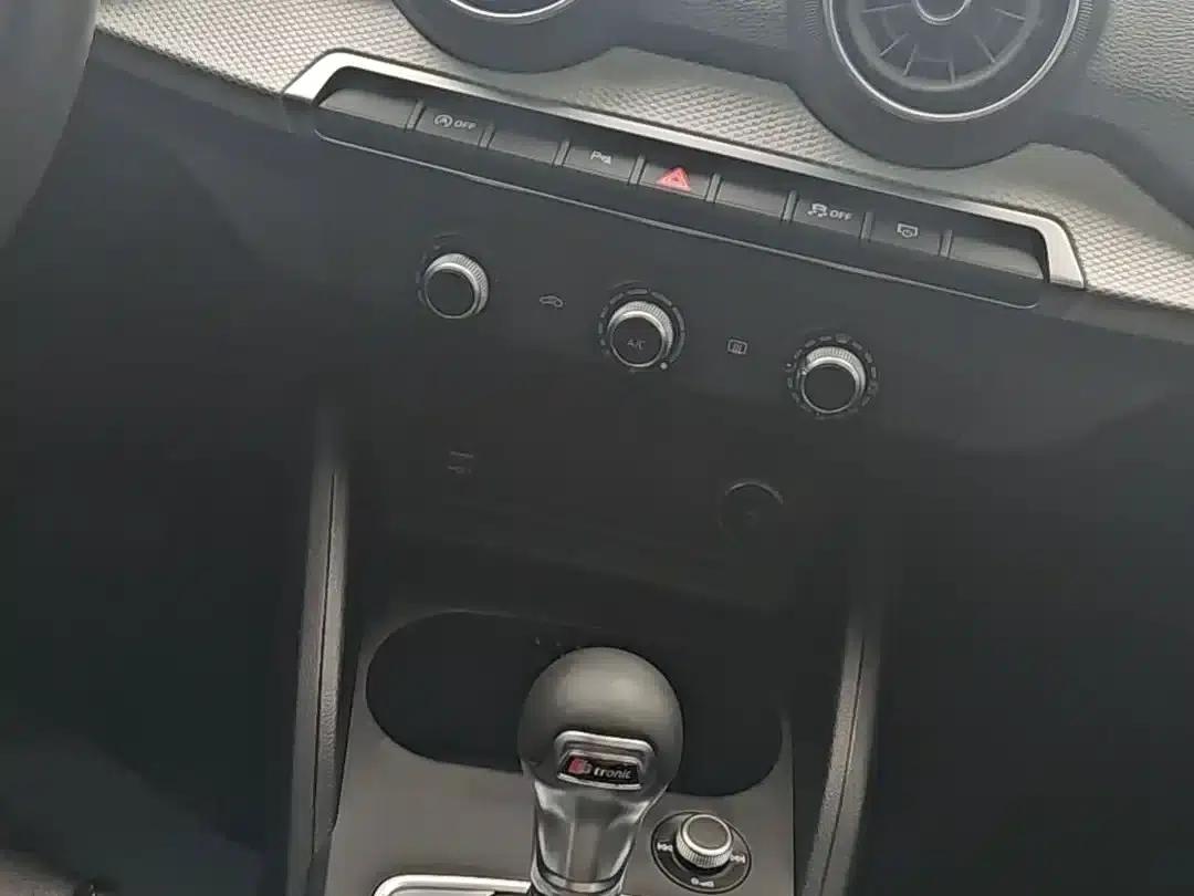 Audi Q2L 2020 35 TFSI Progressive Dynamic Edition — миниатюра 10