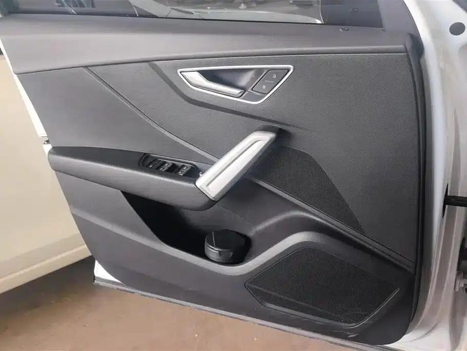 Audi Q2L 2020 35 TFSI Progressive Dynamic Edition — миниатюра 7