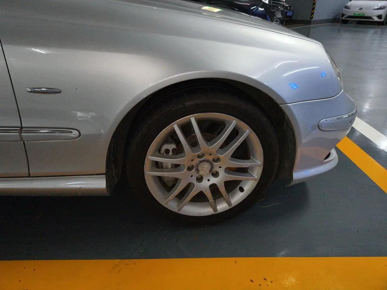Mercedes-Benz CLK-Class 2006 CLK 350 two-door coupe — миниатюра 8
