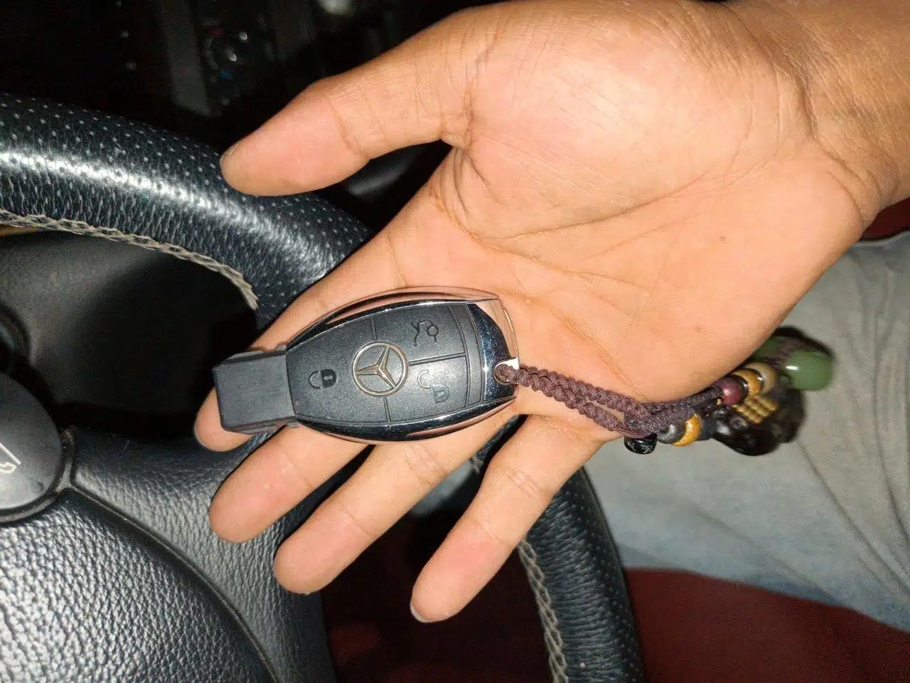 Mercedes-Benz CLK-Class 2006 CLK 350 two-door coupe — миниатюра 9
