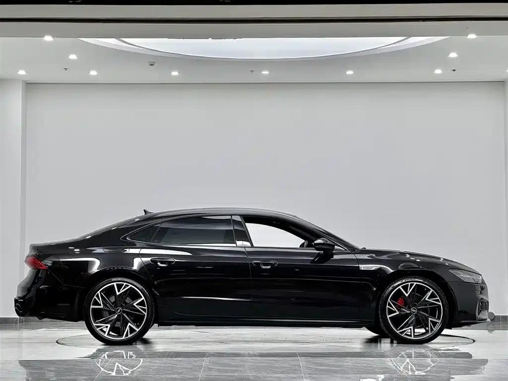 2024 Audi A7L 45 TFSI quattro Black Edition — миниатюра 20