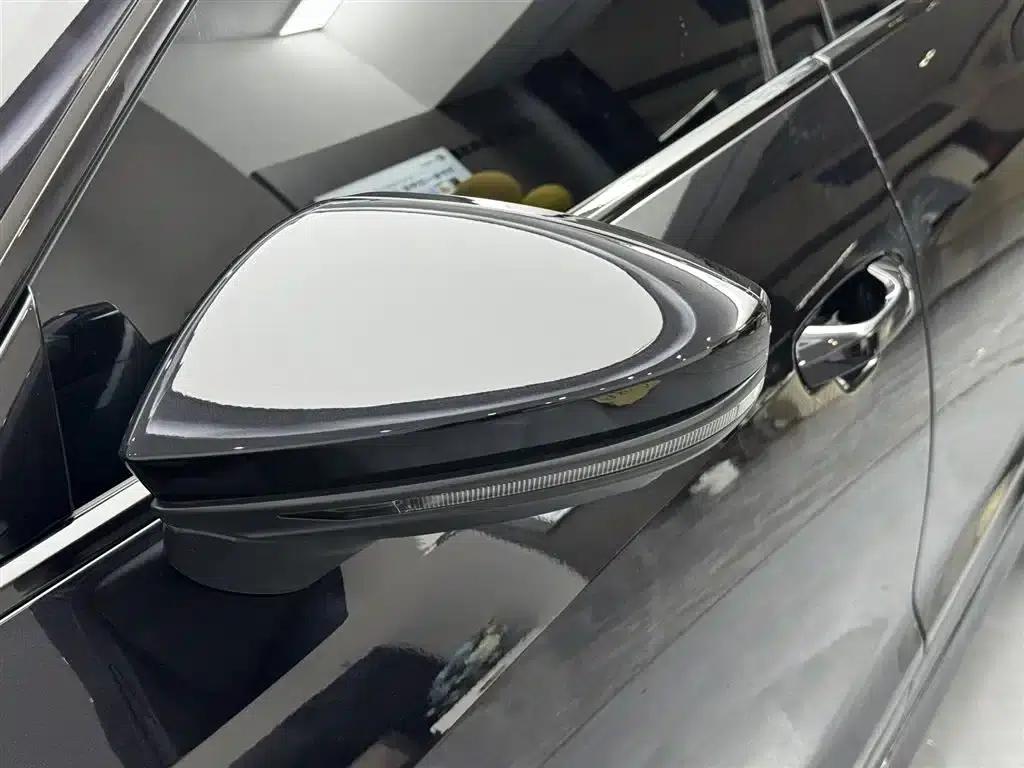 2024 Audi A7L 45 TFSI quattro Black Edition — миниатюра 22
