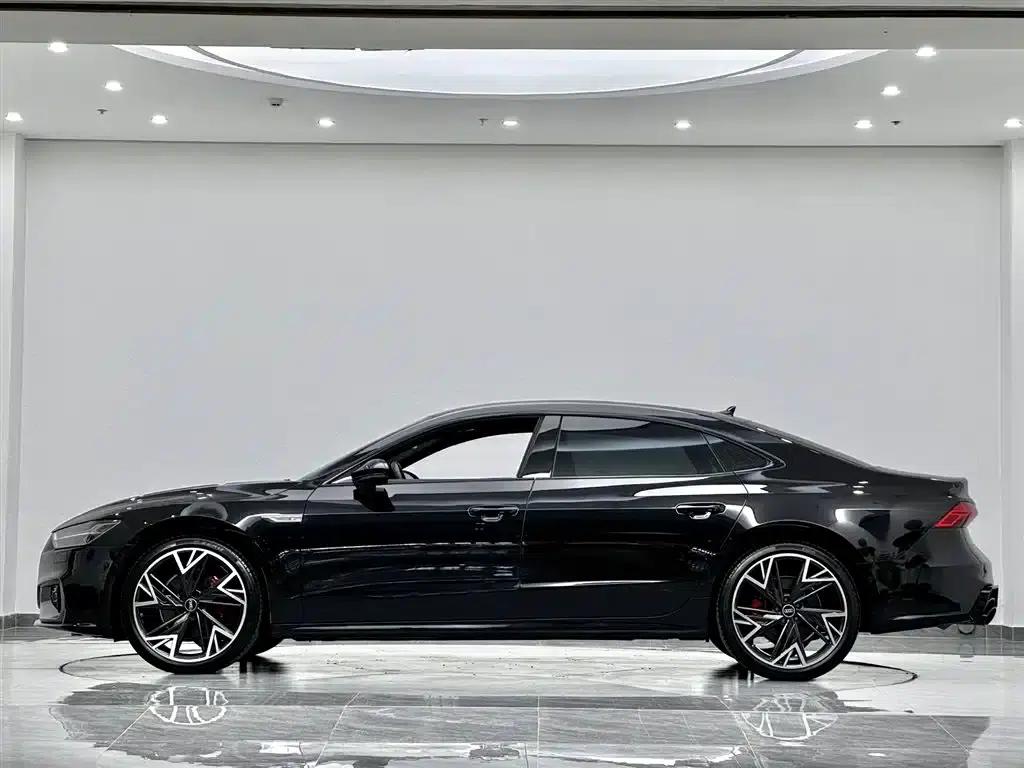 2024 Audi A7L 45 TFSI quattro Black Edition — миниатюра 23