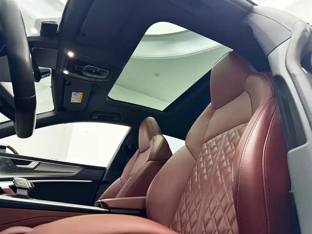 2024 Audi A7L 45 TFSI quattro Black Edition — миниатюра 36