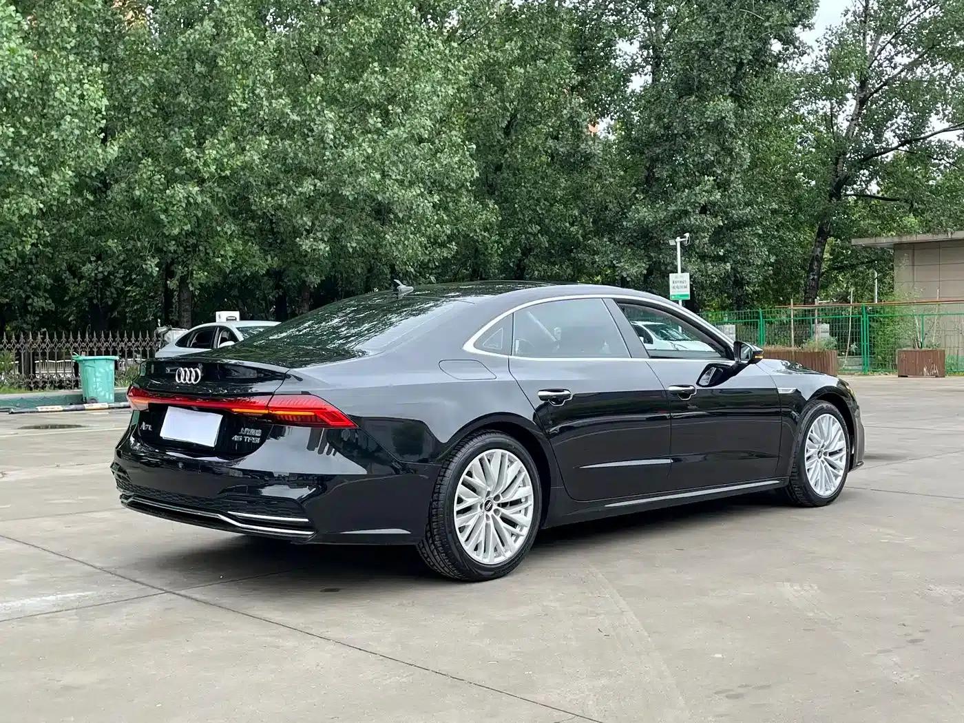 Audi A7L 2024 45TFSI S-line Dream Edition Crystal Package — миниатюра 11
