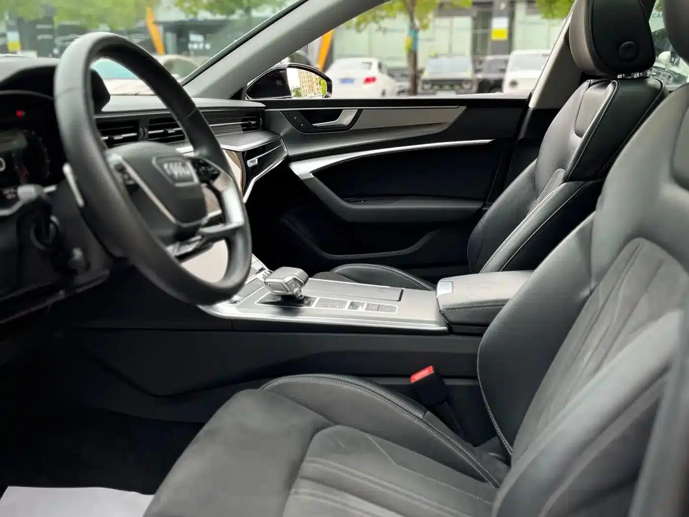 Audi A7L 2024 45TFSI S-line Dream Edition Crystal Package — миниатюра 7