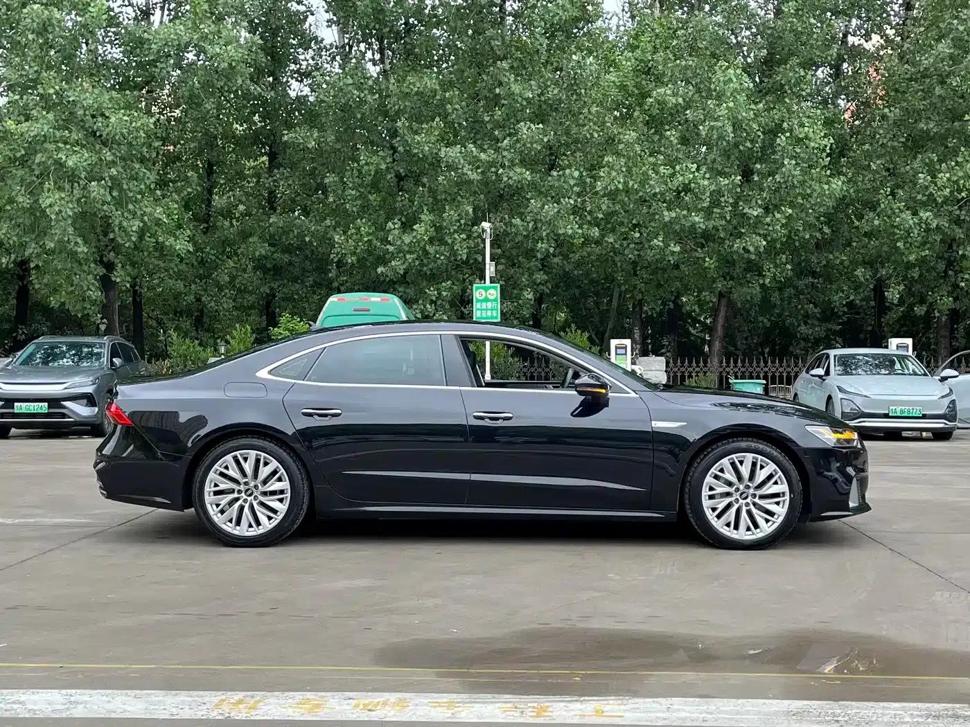 Audi A7L 2024 45TFSI S-line Dream Edition Crystal Package — миниатюра 8