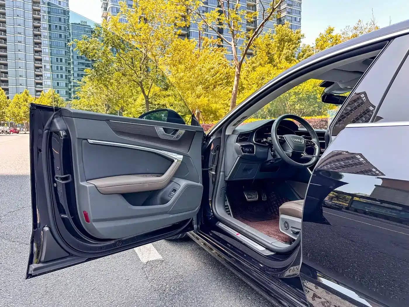 Audi A7L 2022 55 TFSI quattro S-line Elite Black Package — миниатюра 13