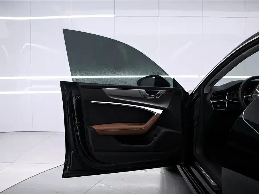 Audi A7L 2025 45 TFSI Luxury — миниатюра 11