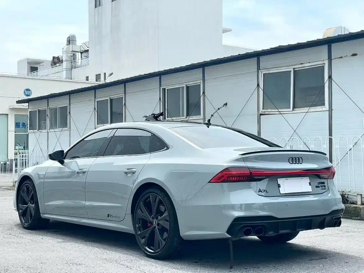 2024 Audi A7L 45 TFSI quattro RS Package Racing Edition — миниатюра 4