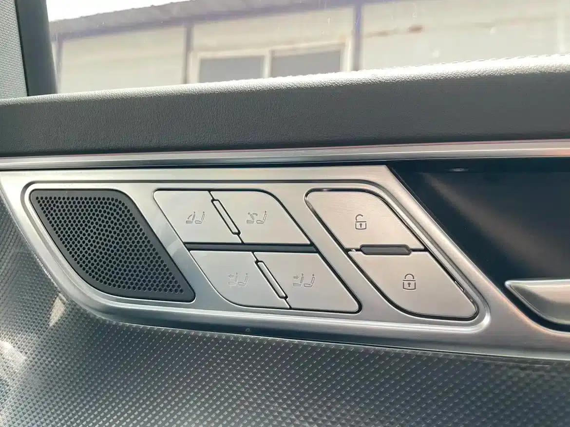Audi A7L 2025 45 TFSI quattro Luxury Edition — миниатюра 10