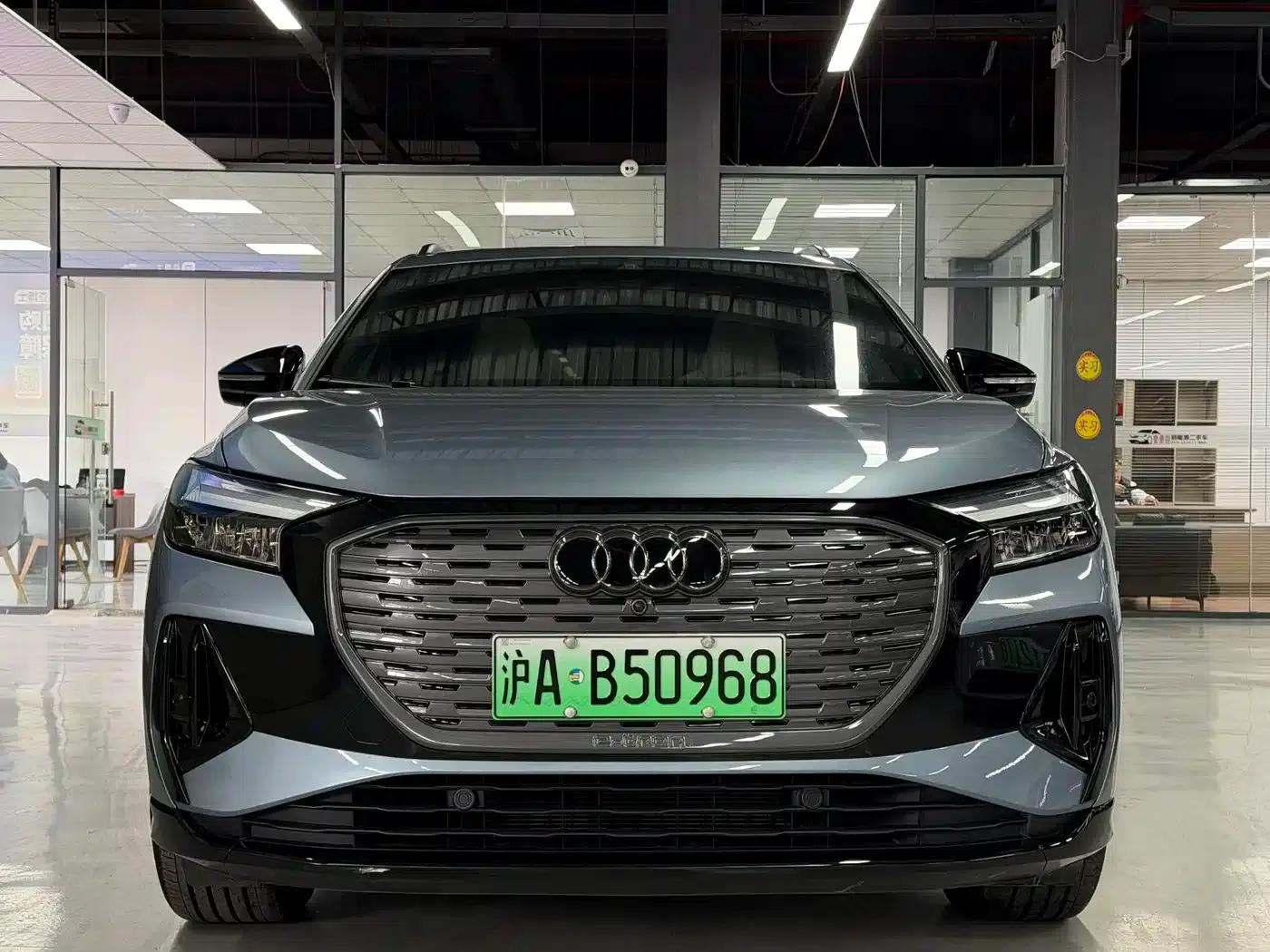 Audi Q4 e-tron 2022 Model 40 e-tron Trailblazer — миниатюра 2