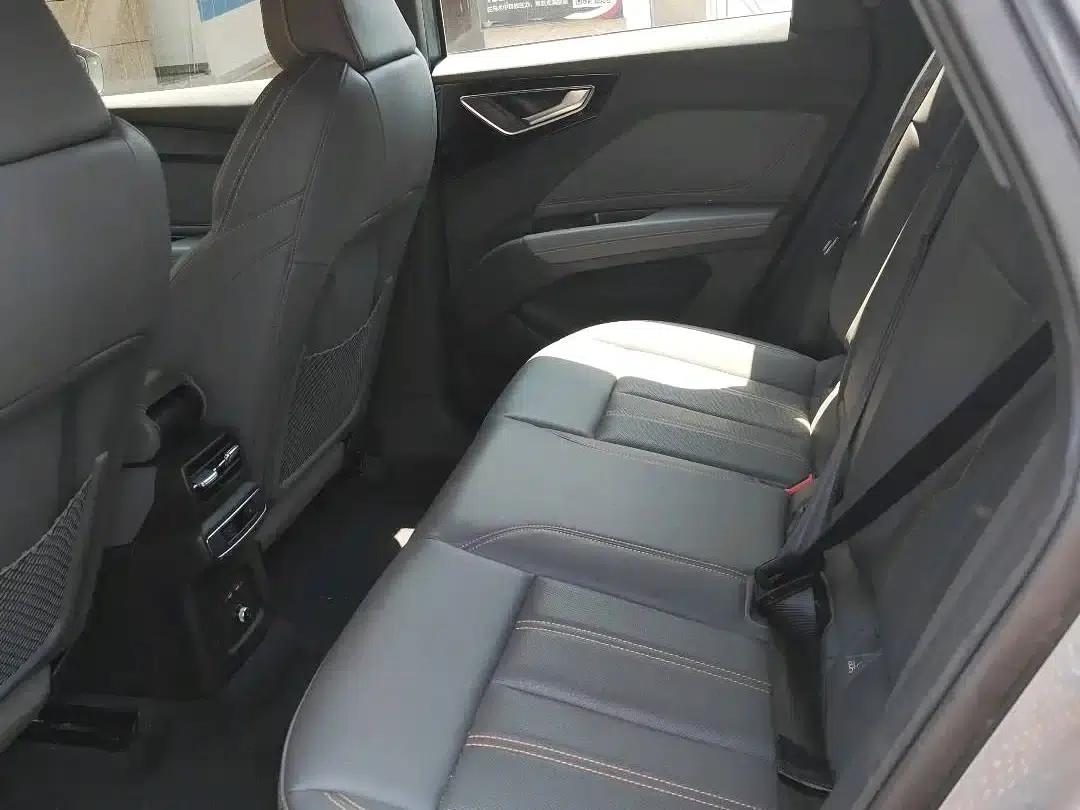 Audi Q4 e-tron 2024 Model 40 e-tron Trailblazer — миниатюра 8