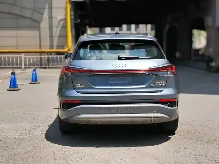 Audi Q4 e-tron 2024 Model 40 e-tron Trailblazer — миниатюра 3