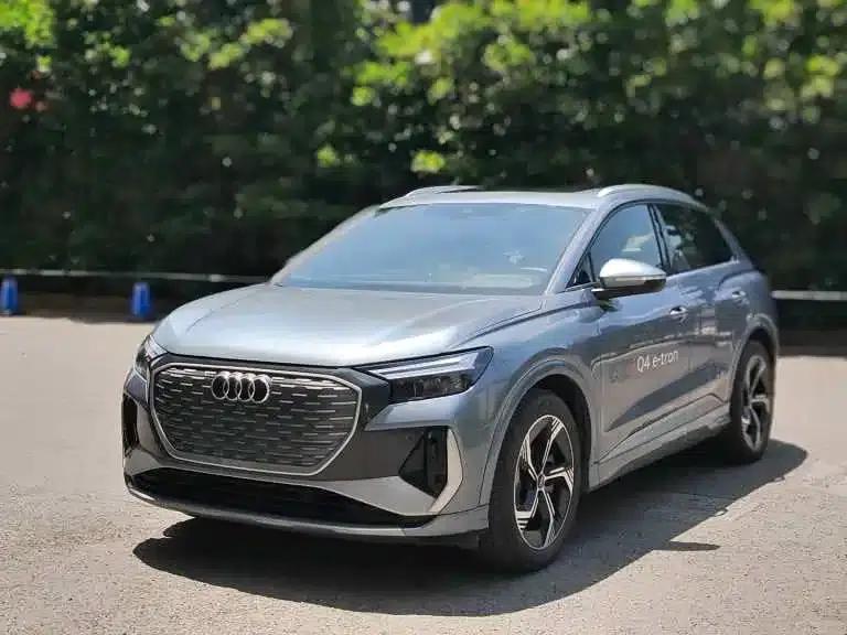 Audi Q4 e-tron 2024 Model 40 e-tron Trailblazer — миниатюра 4