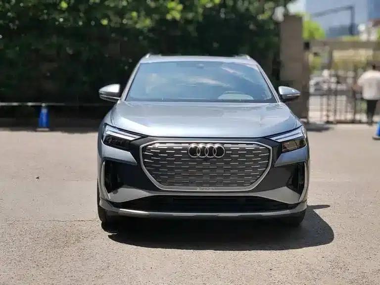 Audi Q4 e-tron 2024 Model 40 e-tron Trailblazer — миниатюра 5