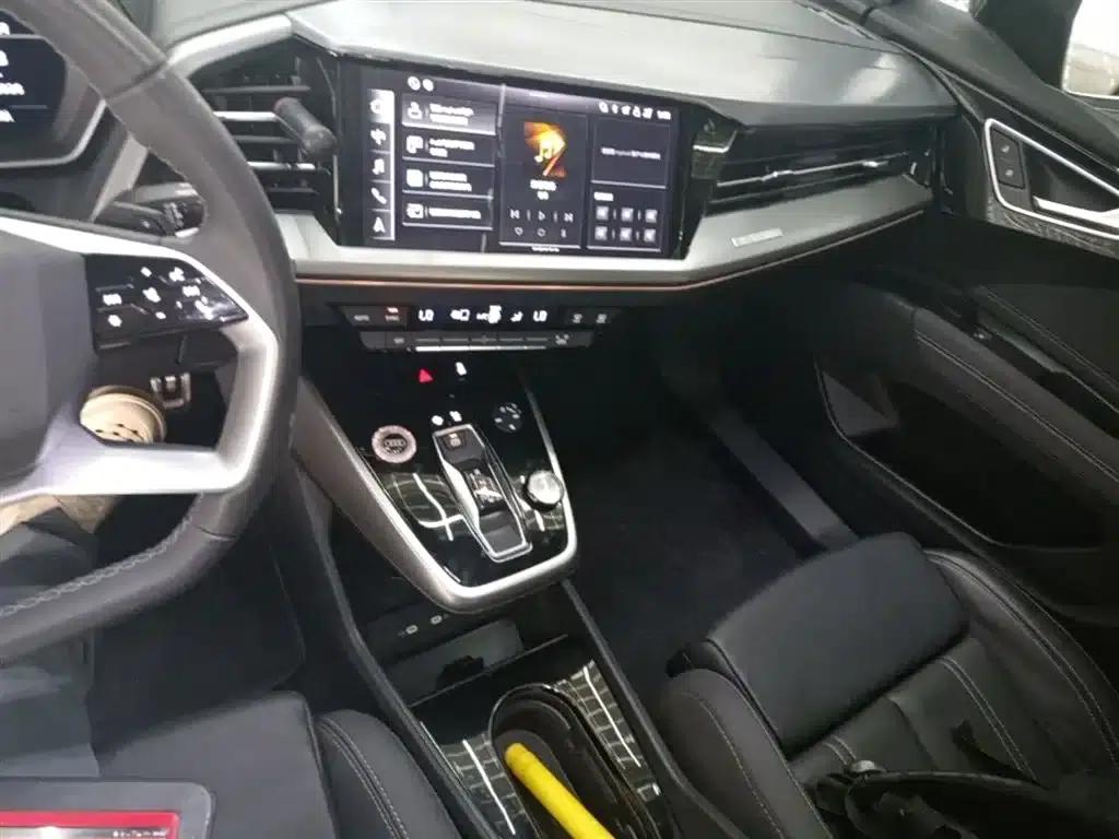 Audi Q4 e-tron 2023 Model 40 e-tron Adventure Edition — миниатюра 13